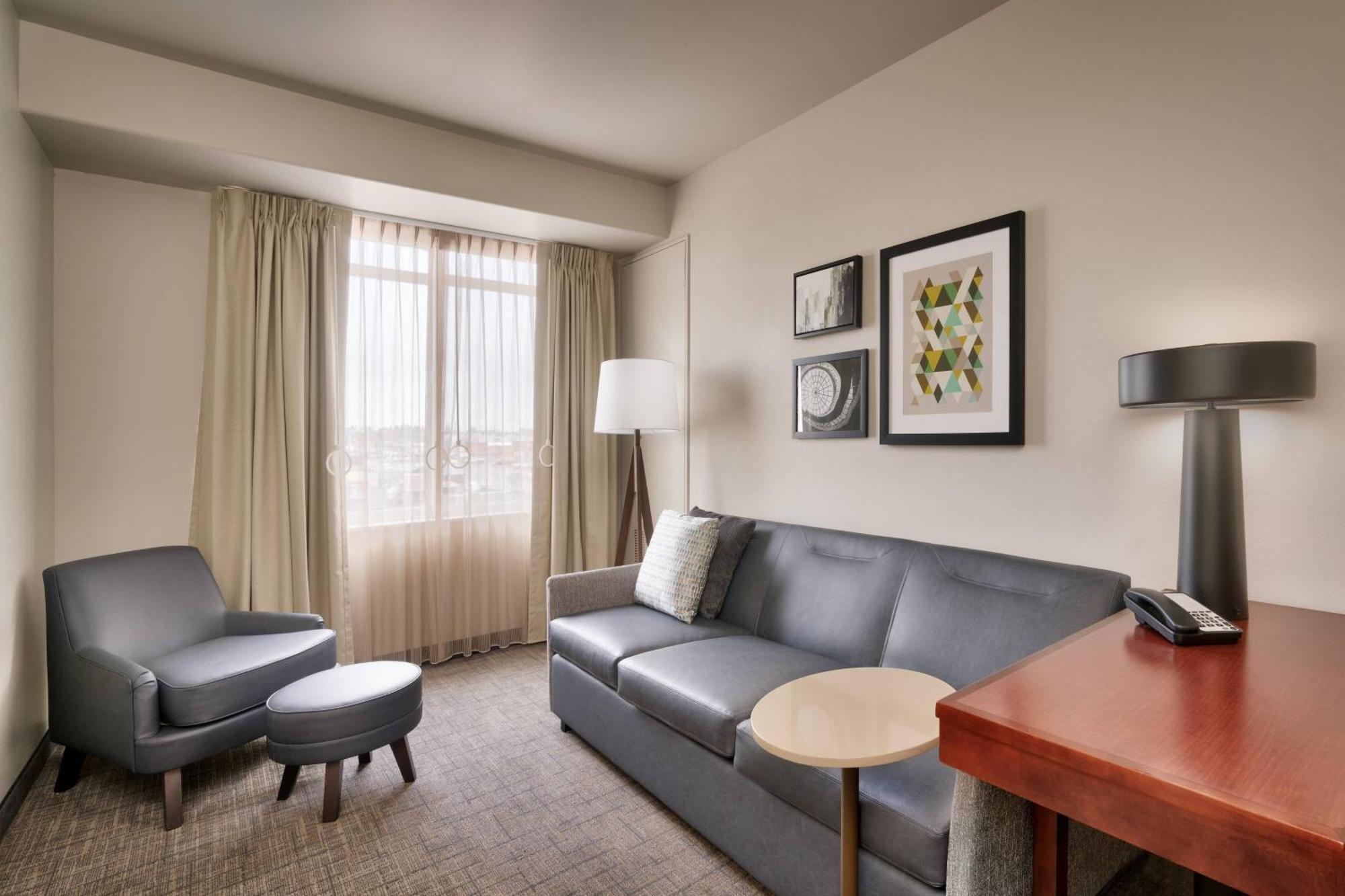 Hotel By Marriott Idaho Falls