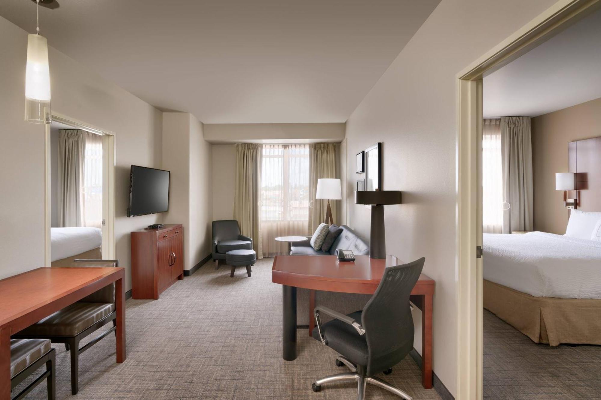 By Marriott 3*