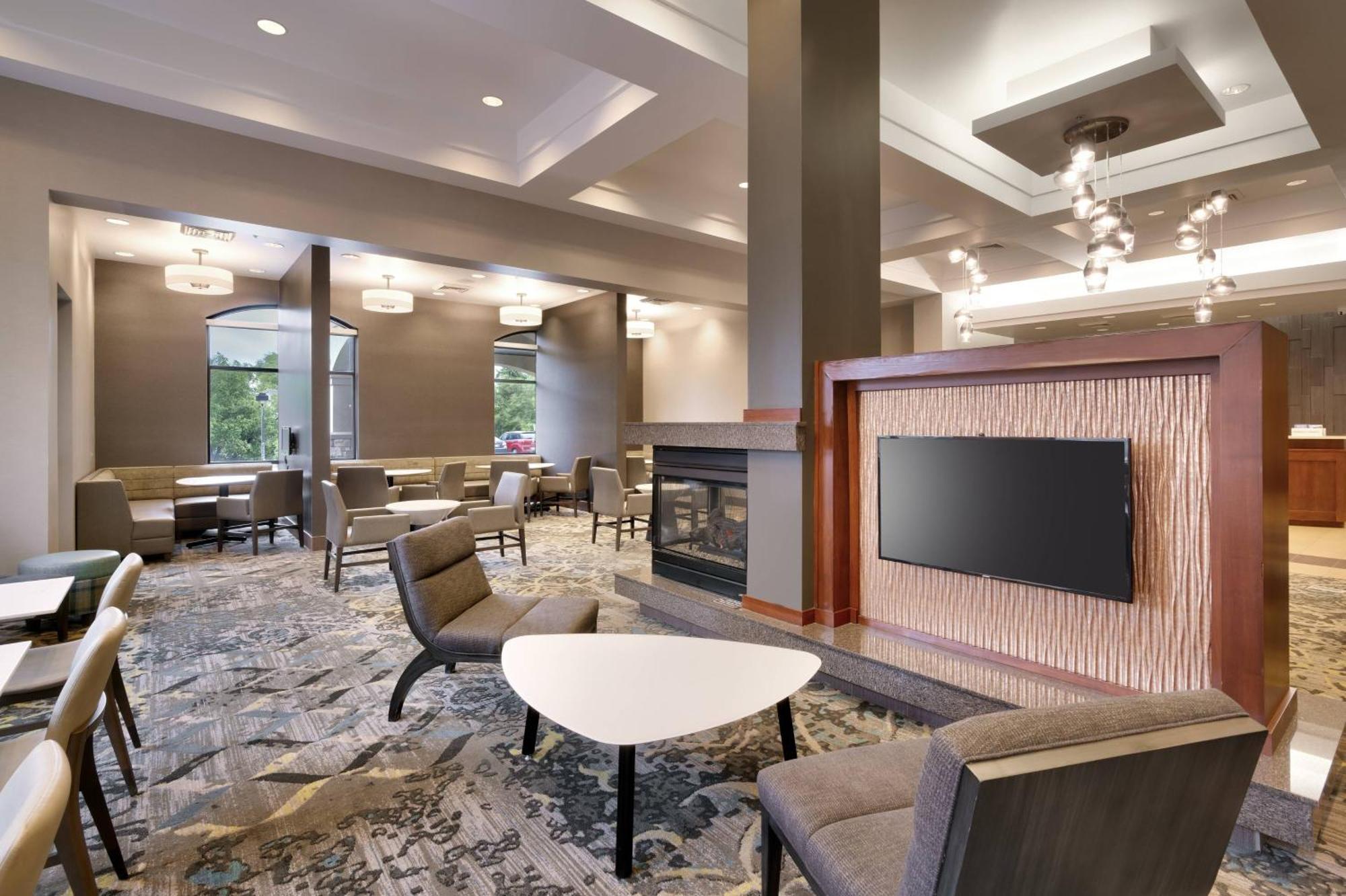 Hotel By Marriott Idaho Falls